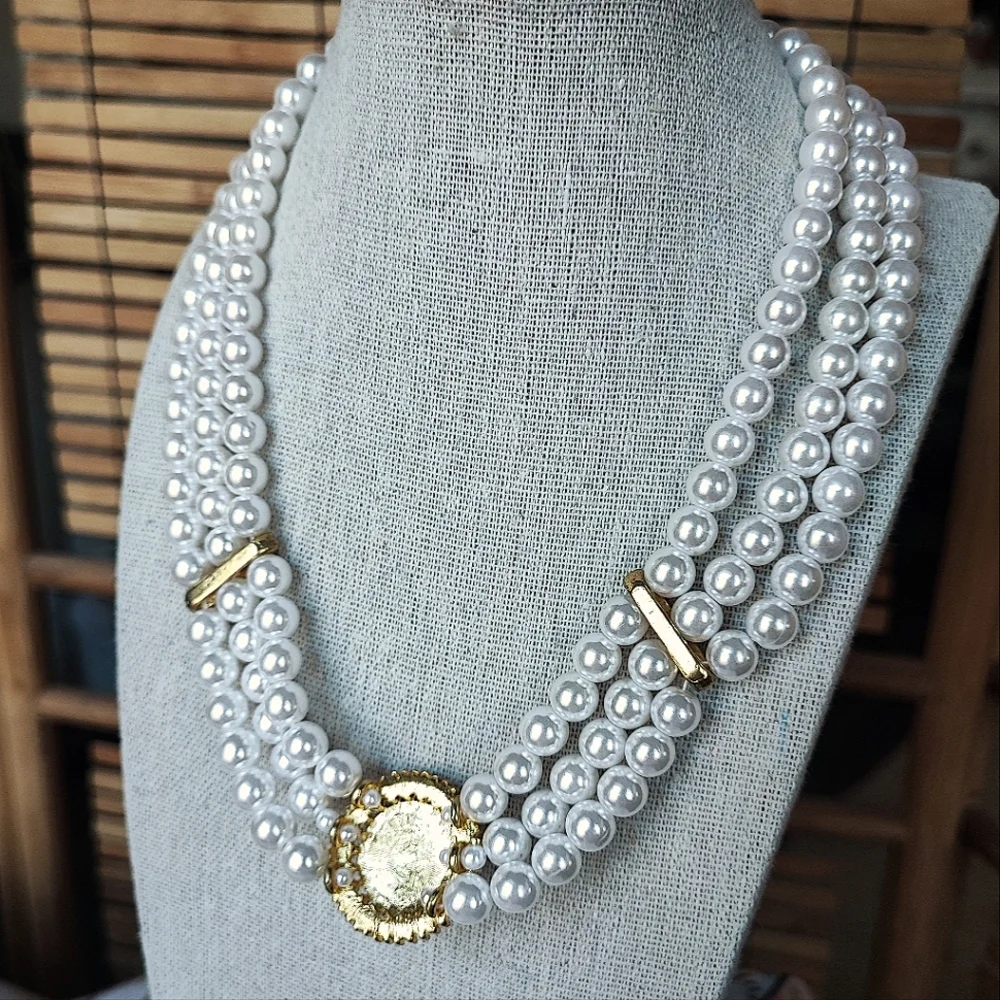 Three 3 Strand Faux Pearl Gold Tone Collar Bib Necklace Clear Rhinestones EUC
